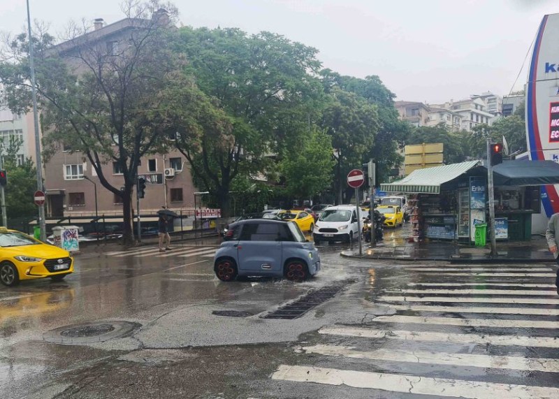 Лошото време в Анкара причини сериозни транспортен хаос