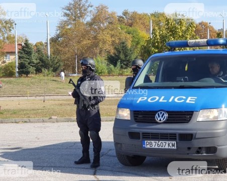 При акции на полицията в Пловдив: Иззеха половин килограм наркотици, има задържани