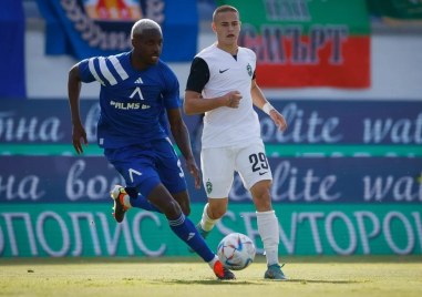 Сагата около трансфера на Хосе Кордоба продължава с пълна сила