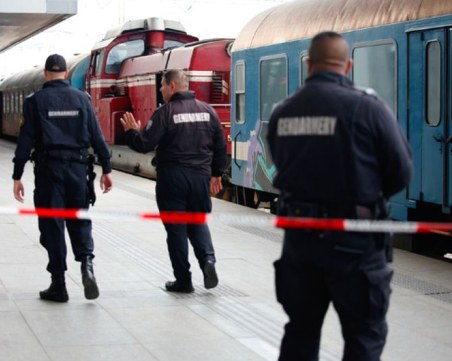 Отстраняват машиниста на катастрофиралия локомотив с бързия влак Пловдив-Димитровград