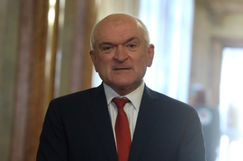Премиерът Димитър Главчев коментира проблема със забавените пари за възстановяване