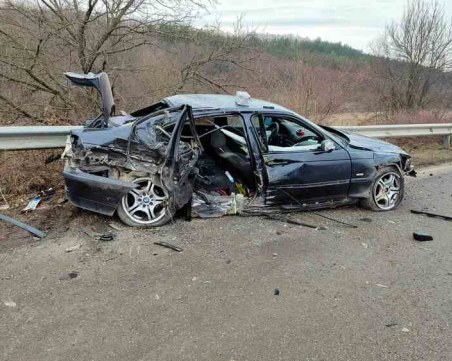 Един загинал, а 30 са ранени при катастрофи в страната през изминалото денонощие