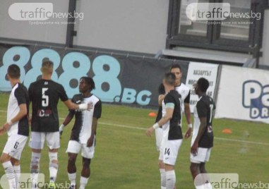 ПФК Локомотив Пловдив се раздели с трима от своите играчи