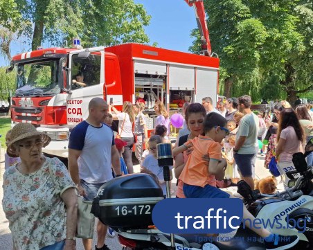 Балони и много атракции превърнаха центъра на Пловдив в детска планета