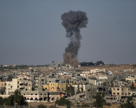Израел продължава военната си операция в Рафах въпреки критиките на международната общност