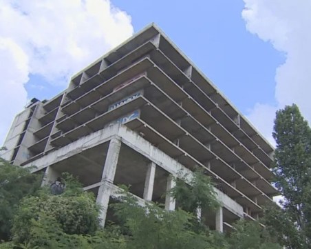 На 1 юни: Започва премахването на сградите на терена на бъдещата детска болница