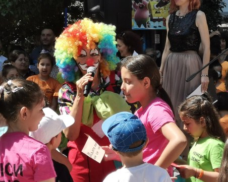 С детски празник район „Южен