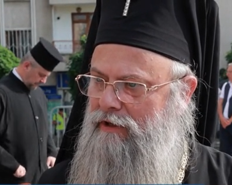 Дядо Николай на първата служба на Арсений: Няма да стана патриарх, само Бог знае кой ще е