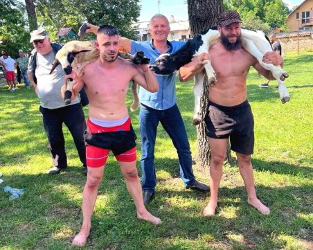 Състезания по стрелби, народни борби и фолклор на съборите в Костиево, Рогош, Царацово