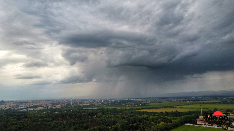 Meteo Balkans: Опасно време над България през следващите дни, очакват ни силни гръмотевични бури