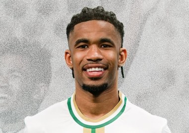 Бившият халф на Локомотив Пловдив Евандро Коста подписа с кипърския