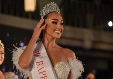 Мис България 2023 Елизабет Кравец е освободена от титлата си