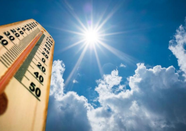 Температурен рекорд за днешния ден бе установен в Хасково съобщиха
