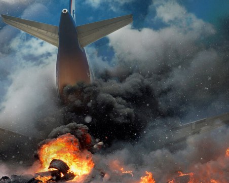 Двама пилоти на учебен самолет са загинали при катастрофа в Турция