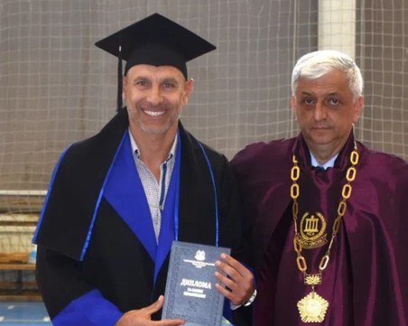 Мартин Петров се дипломира като треньор по футбол в НСА