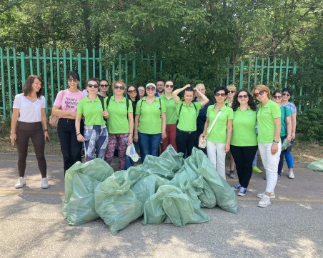 Институции и студенти почистиха отпадъците в Ловния парк в Пловдив