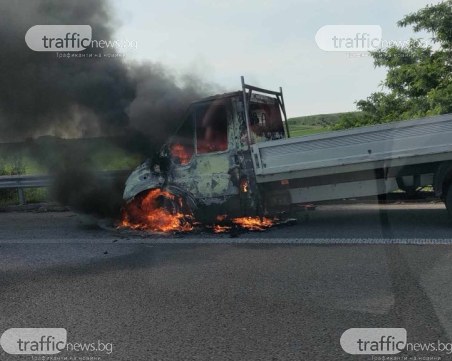Камион изгоря на АМ Тракия край Чирпан