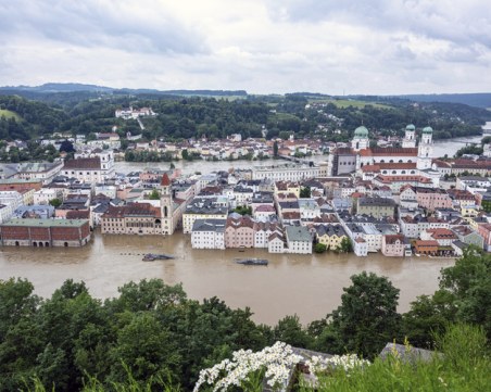 Остава напрегната ситуацията с наводненията в Южна Германия
