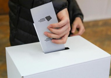 ГЕРБ СДС с убедителна преднина на вота в неделя прогнозират