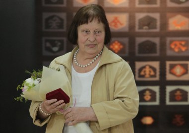 Отиде си певицата Маргарита Радинска съобщиха нейни близки   Прочетете ощеТя е родена