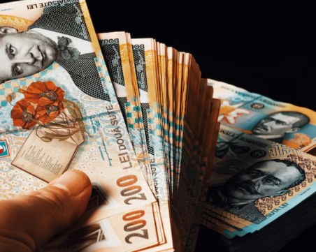 Минималната заплата в Румъния става близо 1500 лв.