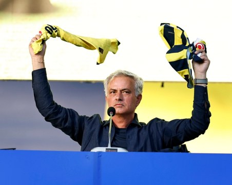 Моуриньо ще бъде в топ 5 на най-скъпоплатените треньори през новия сезон