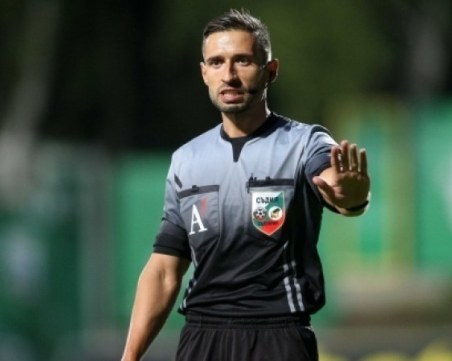 Пловдивски съдия с перфектно съдийство във финала на Европейското до 17 години