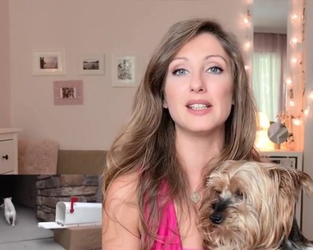 Репортерка на Гала е хваната да кара пияна