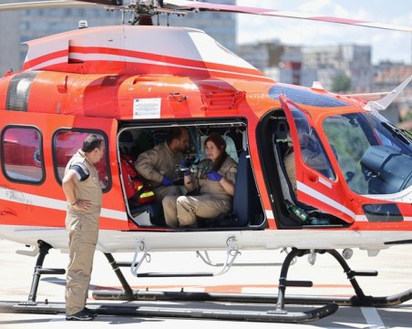 За 35 минути беше транспортирана пациентката с множество фрактури от Сандански до София