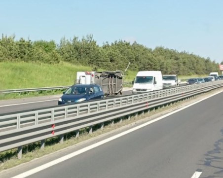 Верижна катастрофа предизвика страшна тапа на АМ 