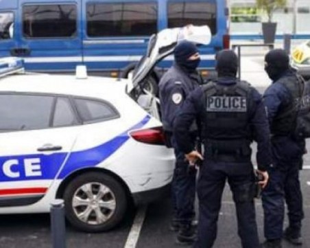 Арестуваха мъж с двойно гражданство, подготвял атентат във Франция