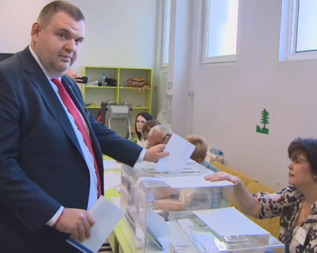 Пеевски: Хората заслужават ново начало,време е да направим стабилно правителство