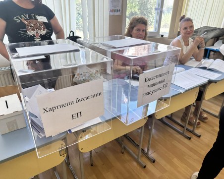 При проблем с машината: ЦИК разреши да се гласува повторно