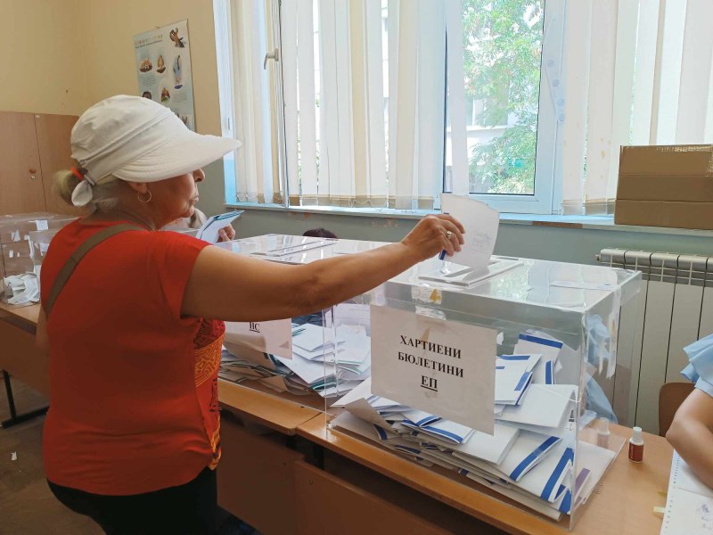 Около 20% е избирателната активност в Пловдив към 16ч., най-будни са в 