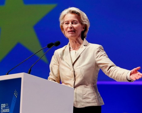 Фон дер Лайен: ЕНП ще формира бастион срещу левите и десните екстремисти