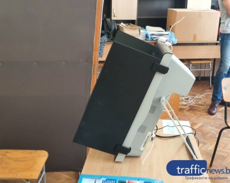 При 90% обработени протоколи: ГЕРБ-СДС водят с 27.32%, втори са ПП-ДБ с 18.72%