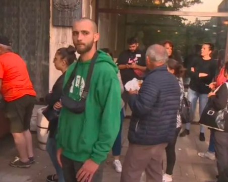 Секционен член припадна в Кърджали,  преброяват повторно изборни книжа в Хасково