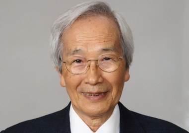 Японският микробиолог и биохимик Акира Ендо който откривател статините направили