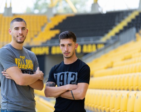 Ботев официално с първи две нови попълнения