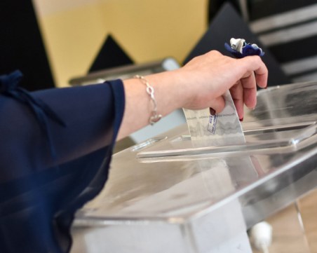 Седем партии влизат в парламента при обработени 100 % от протоколите