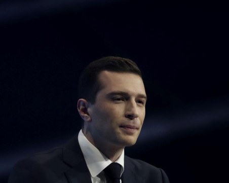 Жордан Бардела - тиктокърът, който нанесе тежко поражение на Макрон на евроизборите