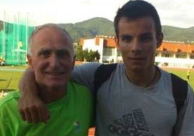 Треньорът на един от най бързите българи в последните години Денис