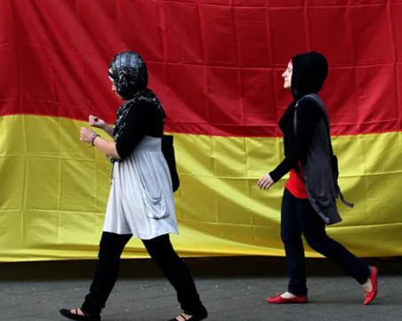 Германия забрани мюсюлманска организация, обвини ги в екстремизъм