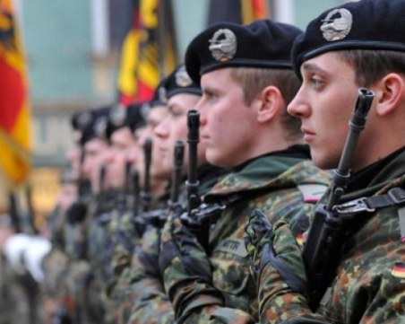 Предлагат нов модел военна служба в Германия