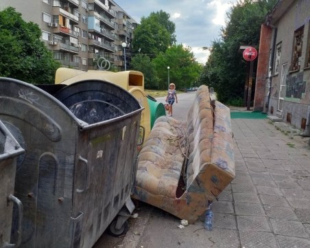 Продължава събирането на едрогабаритни отпадъци в Пловдив