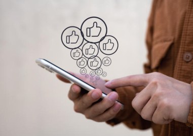 Лайковете в социалната мрежа X известна преди като Туитър вече