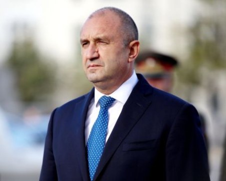 Радев: Очаквам вече да се премине към диалог между политическите сили