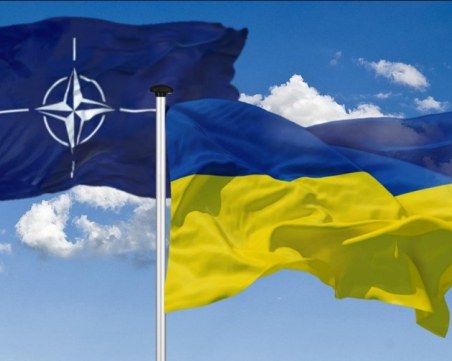 Условията на Путин не са за мир, а за повече агресия, каза Йенс Столтенберг