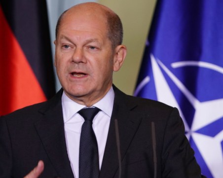 Шолц за предложението на Путин за мир: Не е сериозно