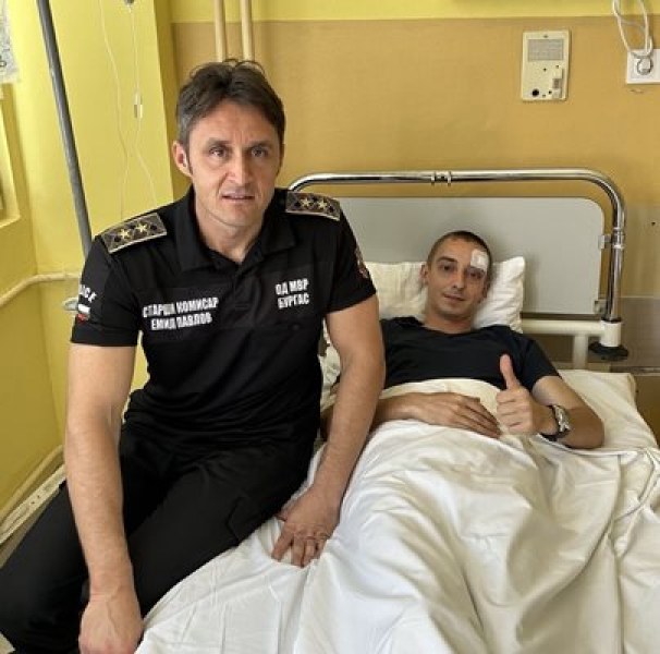 Полицай е в болница след гонка в Бургас